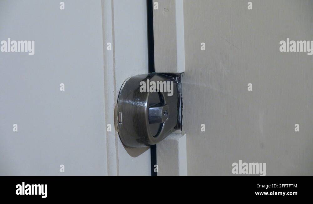 Unlock house Stock Videos & Footage HD and 4K Video Clips Alamy
