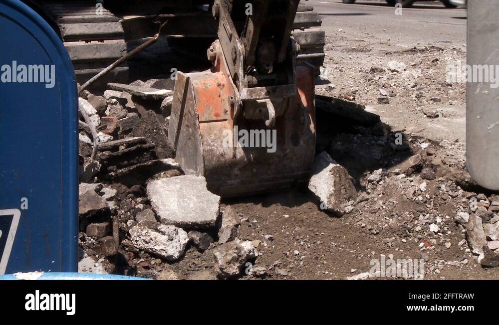 Excavator Stock Videos & Footage - HD and 4K Video Clips - Alamy