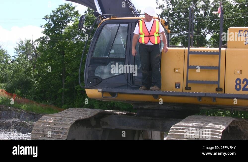 Front end loader digger excavator Stock Videos & Footage HD and 4K