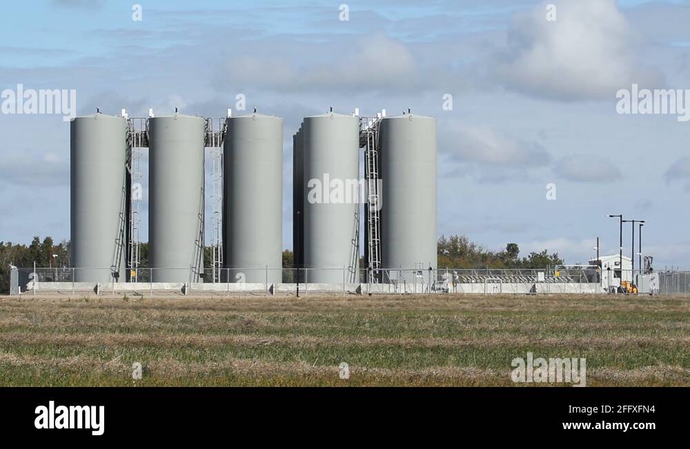 Rural fuel tank Stock Videos & Footage HD and 4K Video Clips Alamy