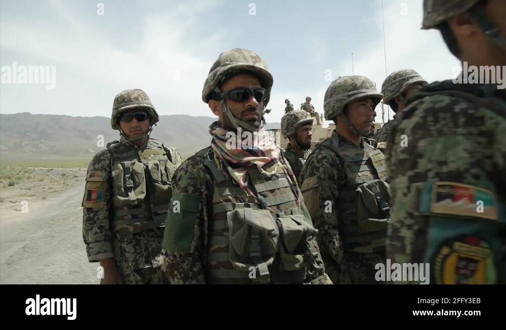 Soldier File Formation Soldier in formation Stock Videos & Footage - HD and 4K Video Clips - Alamy