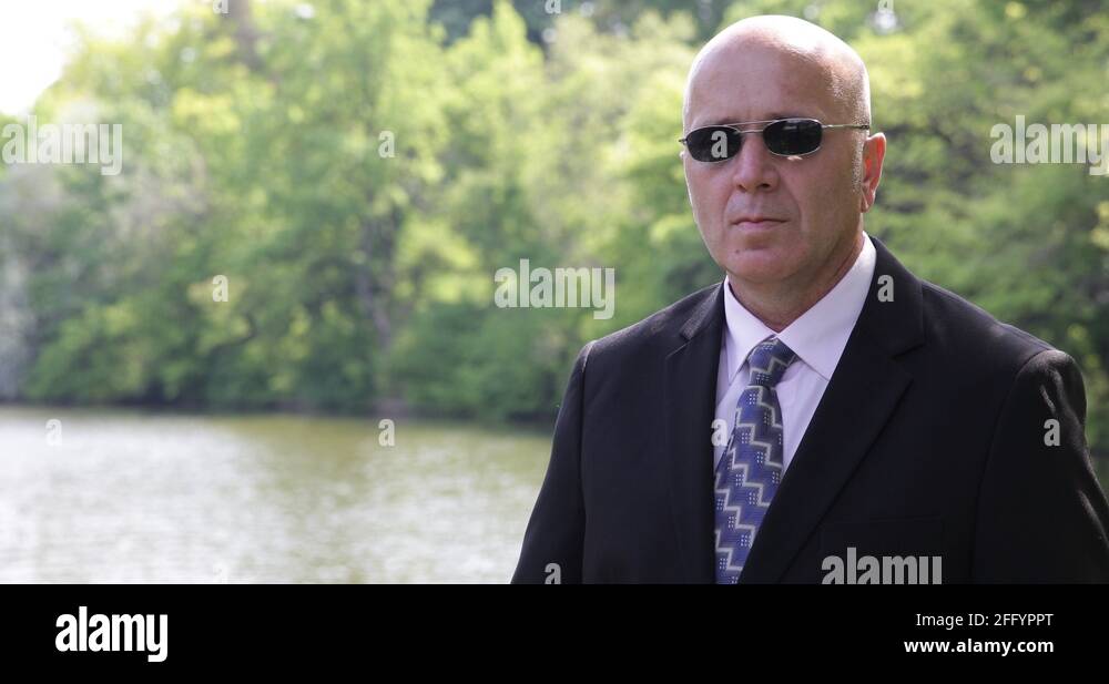 Телохранитель москва. Телохранитель телохранителя. Телохранитель россия. Телохранители вип персон. Сигма профи телохранители.