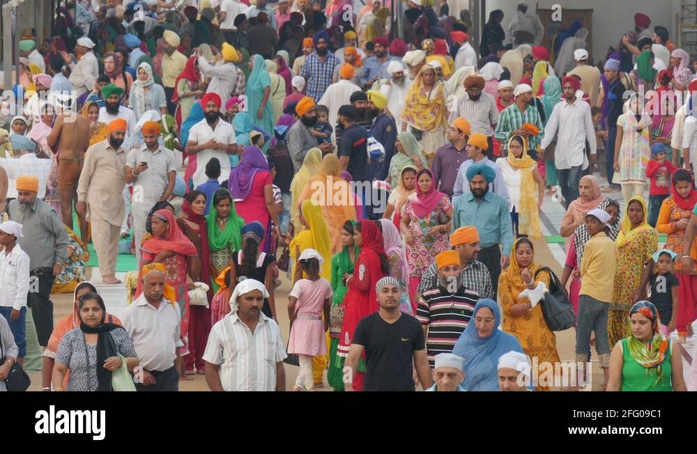 Religion in India, colorful crowds visit Sikh Golden Temple Stock Video ...