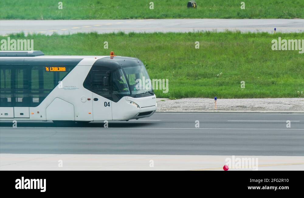 Bus On Airport Stock Videos And Footage Hd And 4k Video Clips Alamy