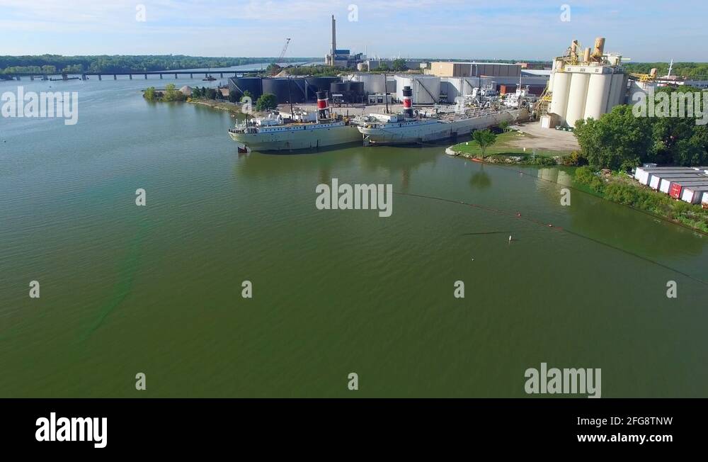 Ships in dock Stock Videos & Footage - HD and 4K Video Clips - Alamy