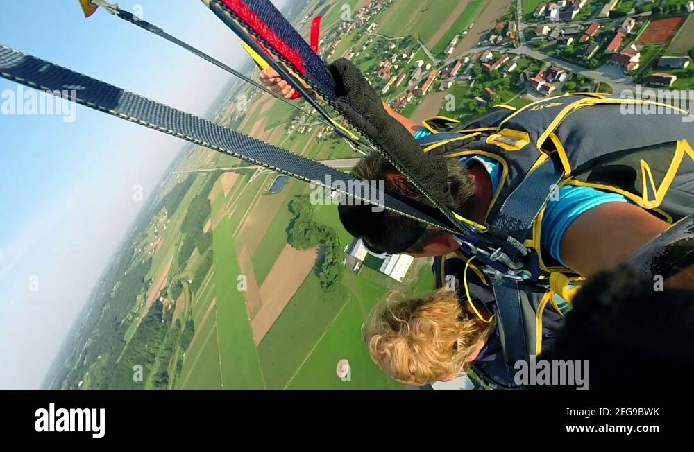 Skydiving man woman Stock Videos & Footage HD and 4K Video Clips Alamy