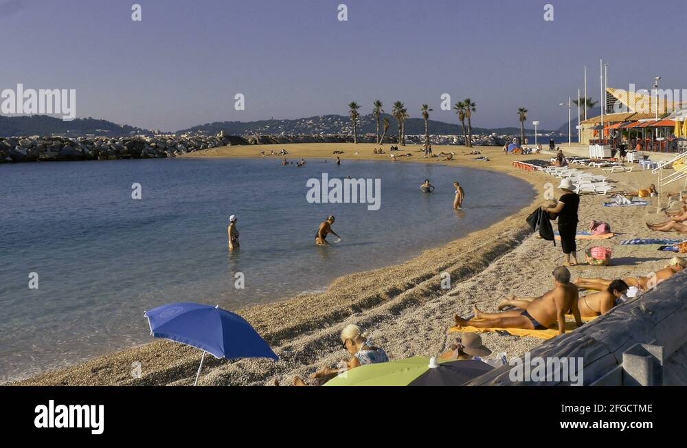 Toulon beach Stock Videos & Footage - HD and 4K Video Clips - Alamy