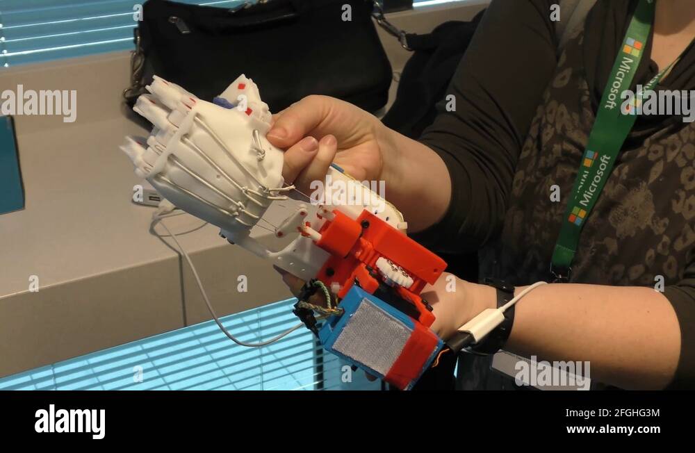 3d printed prosthetic hand Stock Videos & Footage - HD and 4K Video ...