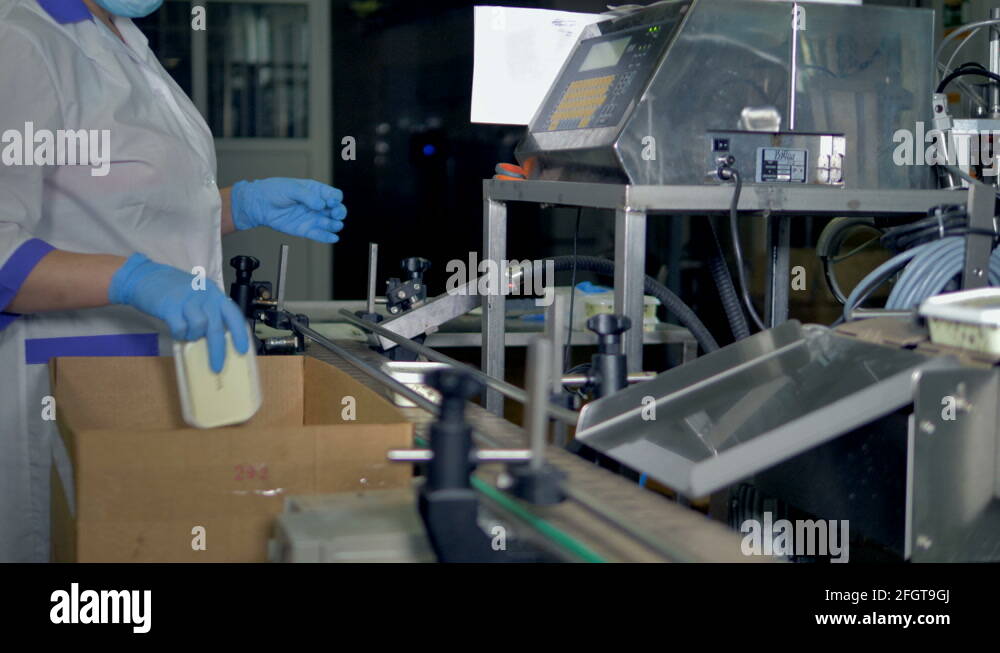 Label operator Stock Videos & Footage HD and 4K Video Clips Alamy