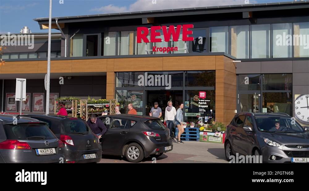 Rewe shoppers Stock Videos & Footage - HD and 4K Video Clips - Alamy