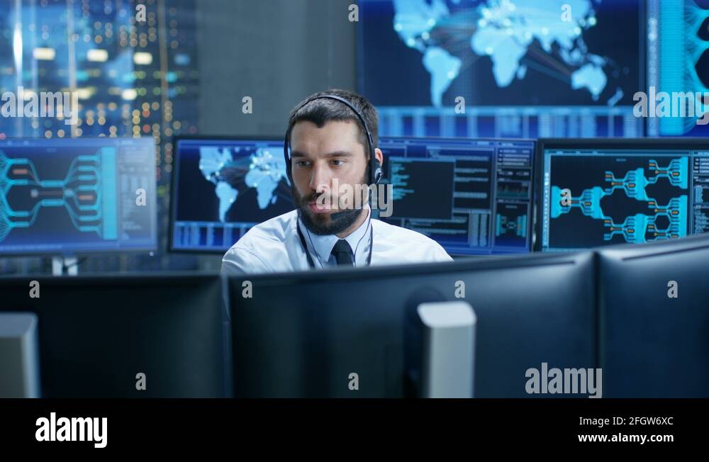 Dispatcher system Stock Videos & Footage - HD and 4K Video Clips - Alamy