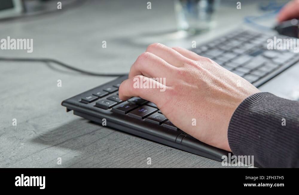 Grooming computer Stock Videos & Footage HD and 4K Video Clips Alamy