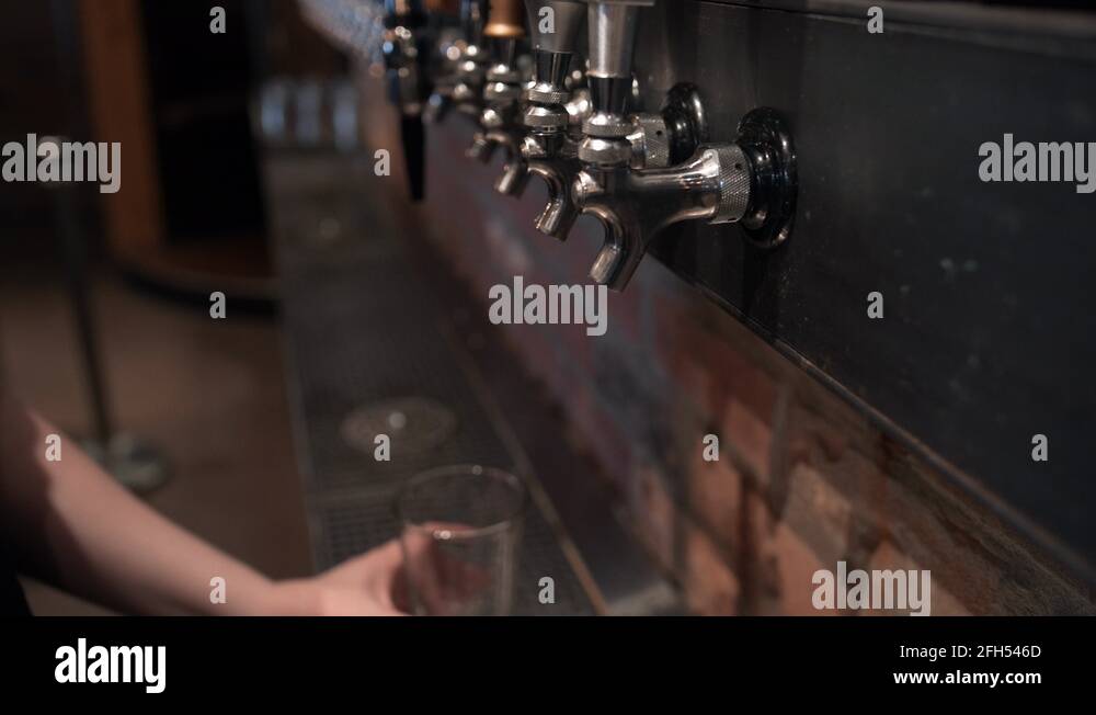1 Pint Of Liquid Stock Videos Footage Hd And 4k Video Clips Alamy