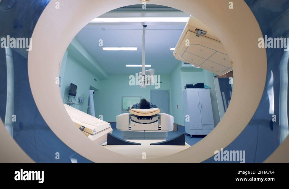 Cat scanning machine Stock Videos & Footage - HD and 4K Video Clips - Alamy