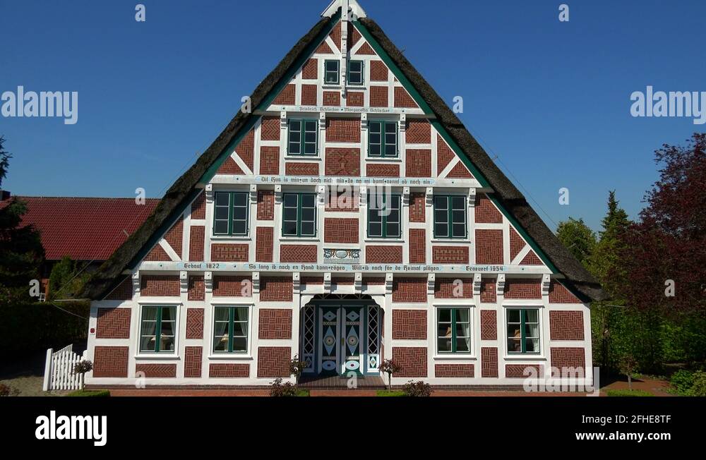 half-timbered-houses-free-stock-photo-public-domain-pictures