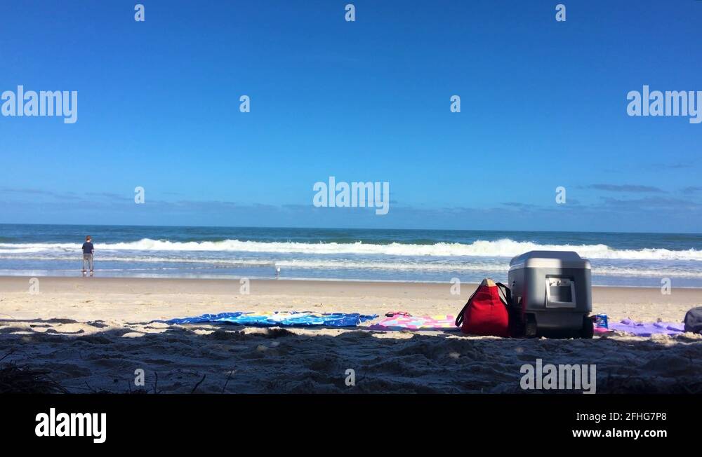 Cooler on the beach Stock Videos & Footage HD and 4K Video Clips Alamy
