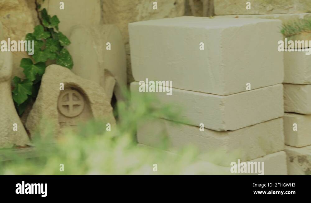 White stone statues Stock Videos & Footage - HD and 4K Video Clips - Alamy