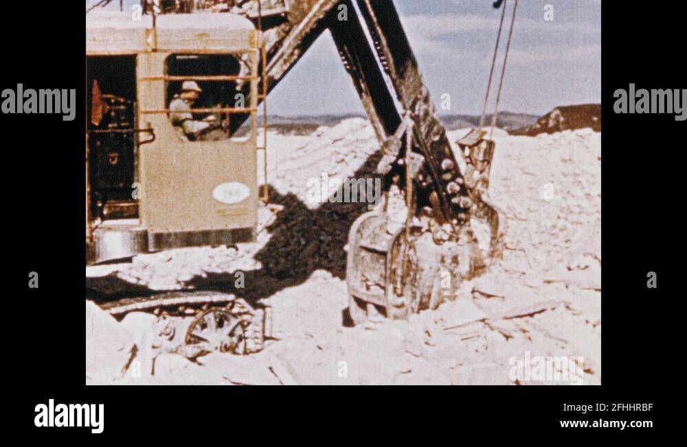 Power shovel Stock Videos & Footage HD and 4K Video Clips Alamy