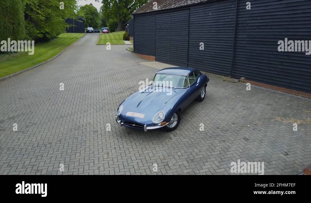 Jaguar garage Stock Videos & Footage HD and 4K Video Clips Alamy