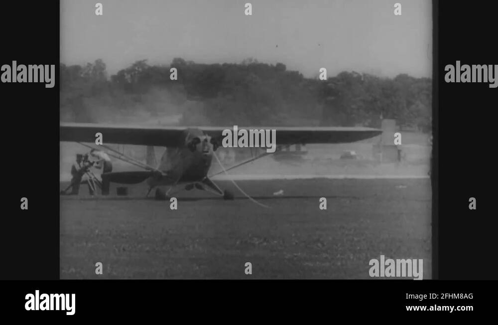 Ww2 glider Stock Videos & Footage HD and 4K Video Clips Alamy