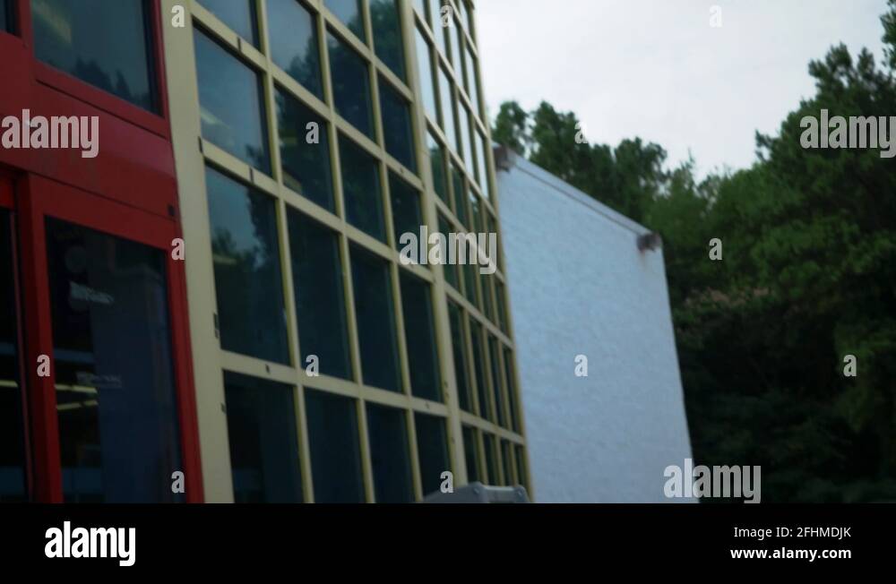 Kids happy toys r us Stock Videos & Footage HD and 4K Video Clips Alamy