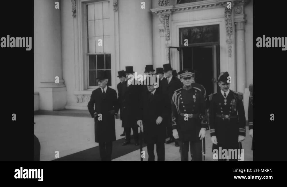 Leaving Stock Videos & Footage HD and 4K Video Clips Alamy