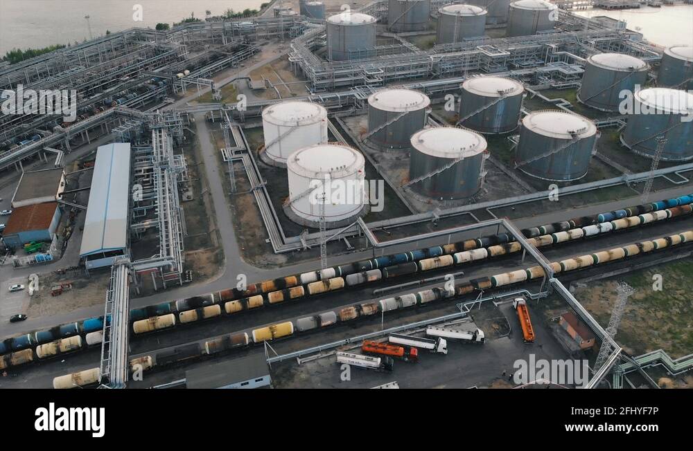 Crude oil trains Stock Videos & Footage - HD and 4K Video Clips - Alamy