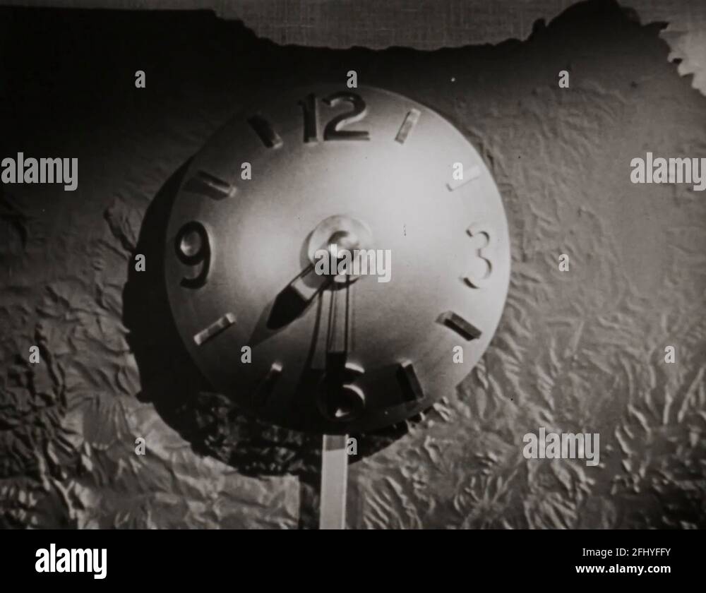 Hospital clock Stock Videos & Footage HD and 4K Video Clips Alamy