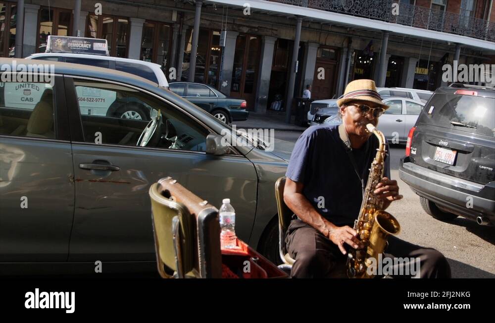 Livre 'Le Saxophone New Orleans Chicago New York' - Histoire Et Styles Du Saxophone