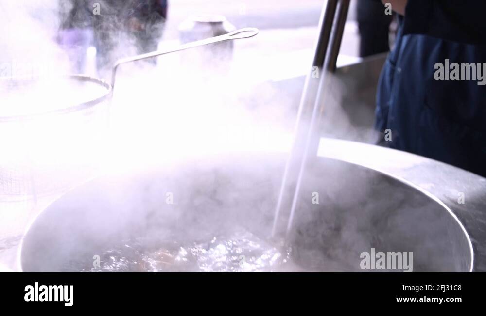 Dungeness crabs fishermans wharf Stock Videos & Footage HD and 4K