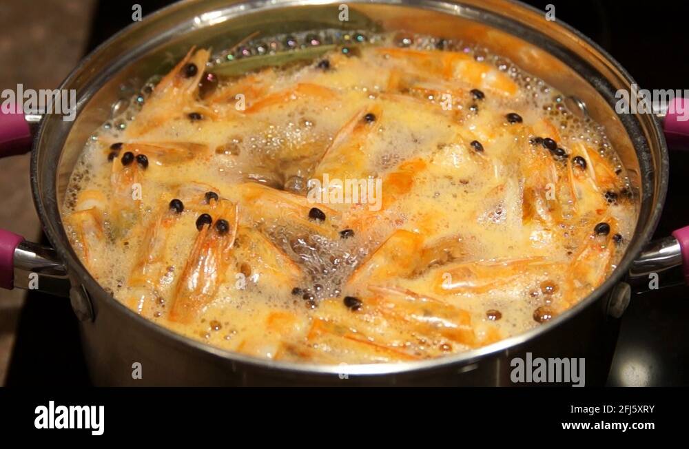 Canola oil boiling Stock Videos & Footage HD and 4K Video Clips Alamy