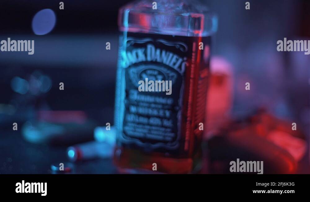 Jack daniels bottle Stock Videos & Footage - HD and 4K Video Clips - Alamy