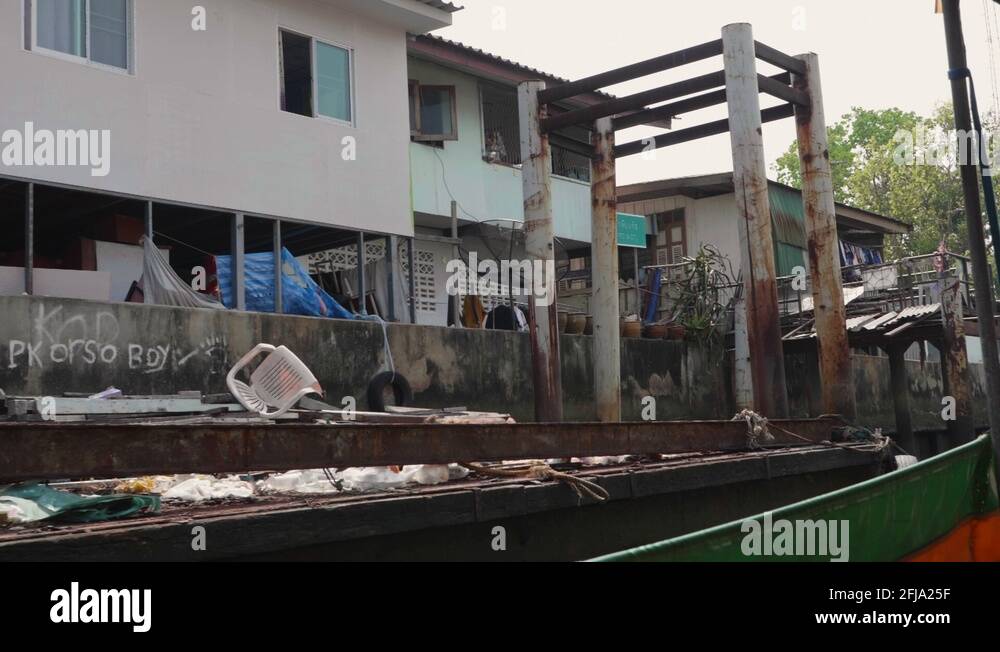 Poor Locality Poor housing bangkok Stock Videos & Footage - HD and 4K Video Clips - Alamy