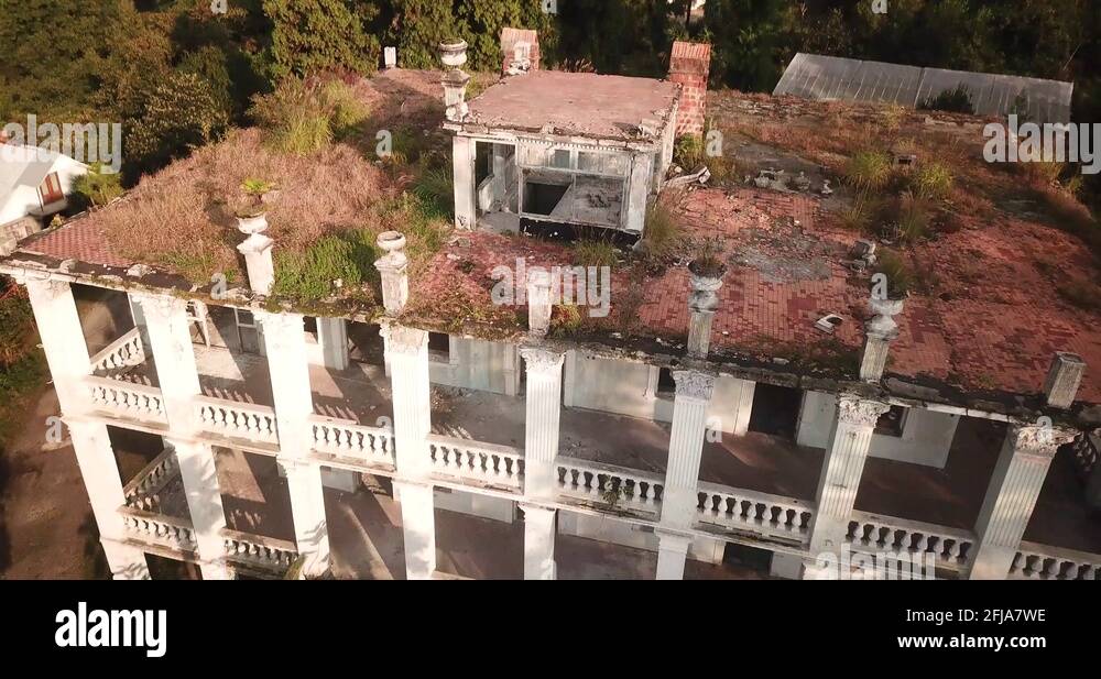 Derelict mansion Stock Videos & Footage HD and 4K Video Clips Alamy