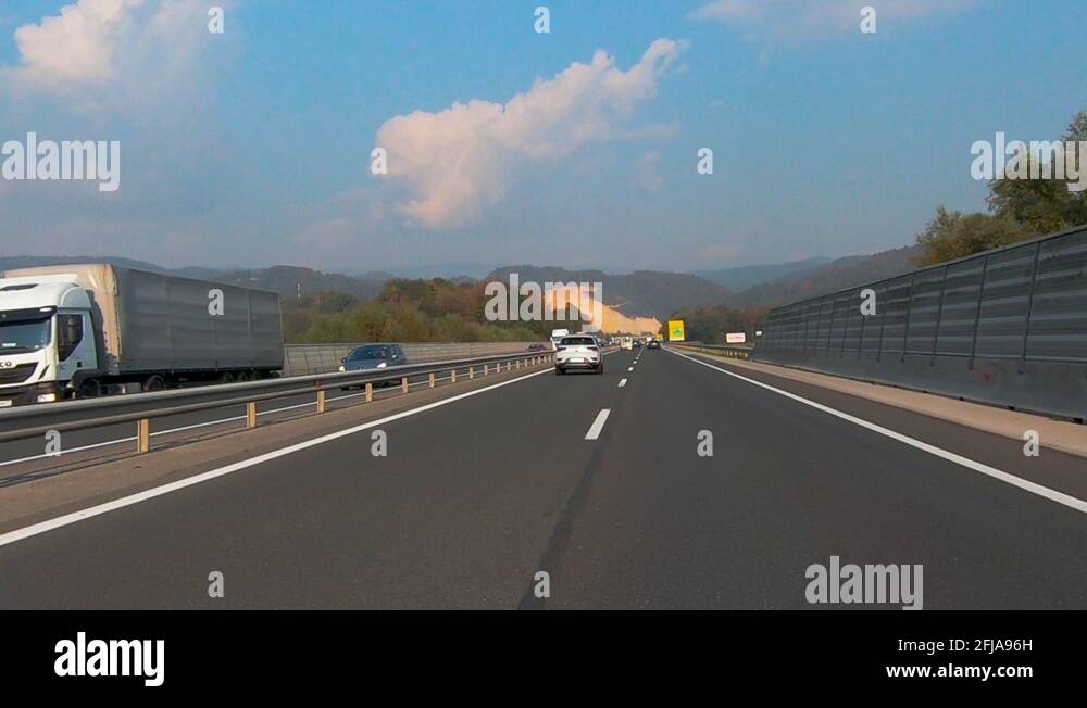 One way routes Stock Videos & Footage - HD and 4K Video Clips - Alamy