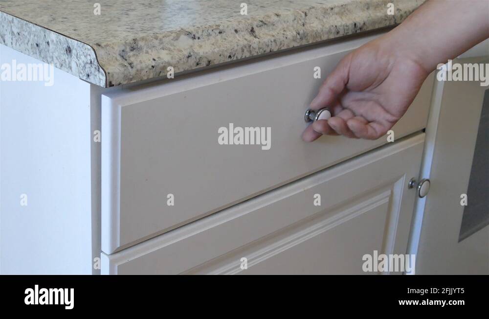 Empty drawer drawer Stock Videos & Footage HD and 4K Video Clips Alamy