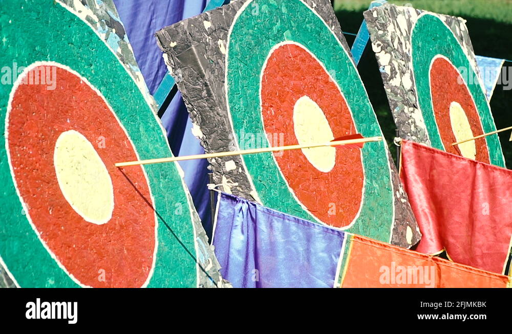 Archery board shooting target arrow Stock Videos & Footage HD and 4K