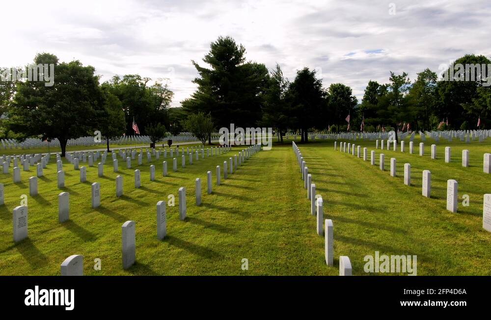 Side view of war cemetery, Fort Indiantown Gap National Cemetery in Stock Video Footage Alamy