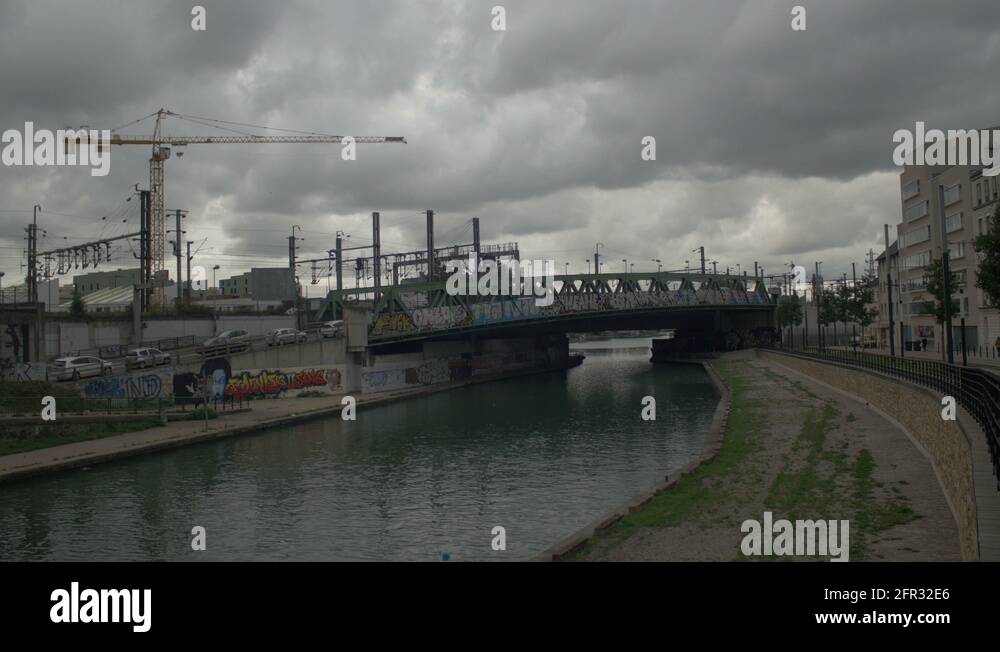 Slums paris Stock Videos & Footage HD and 4K Video Clips Alamy