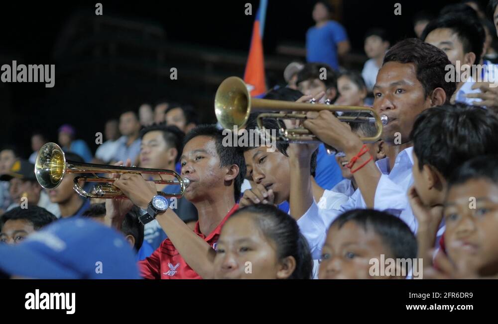 Stadium trumpet Stock Videos & Footage HD and 4K Video Clips Alamy