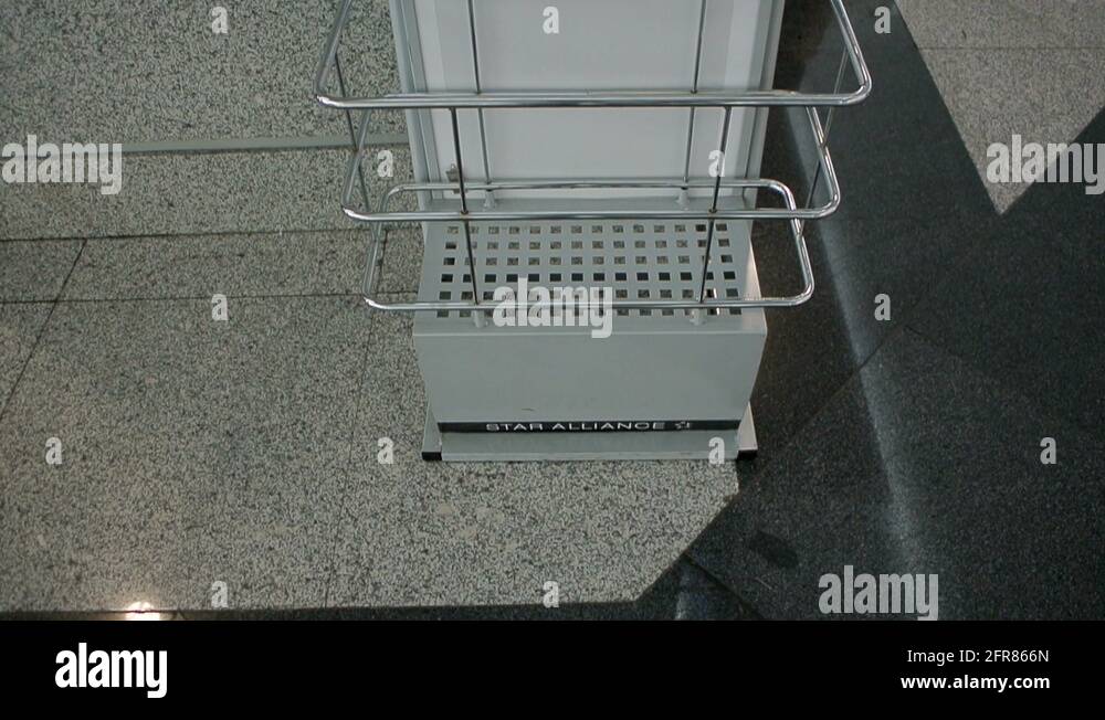 Suitcase dimensions Stock Videos & Footage HD and 4K Video Clips Alamy