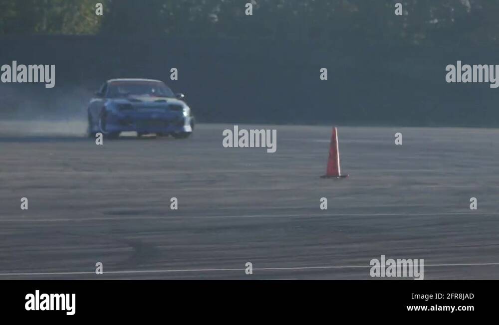 Tires screeching Stock Videos & Footage HD and 4K Video Clips Alamy