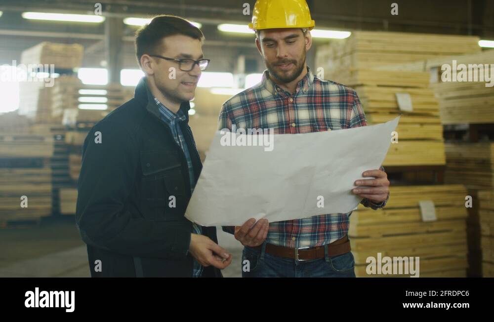 Lumber mill workers Stock Videos & Footage HD and 4K Video Clips Alamy