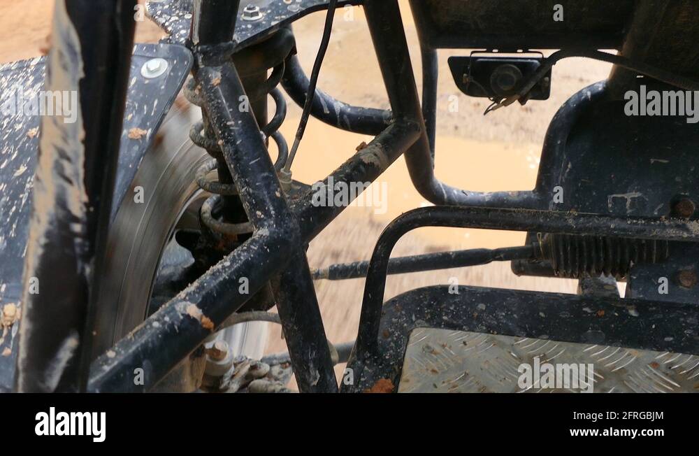 buggy car suspension system for reducing vibration when driving