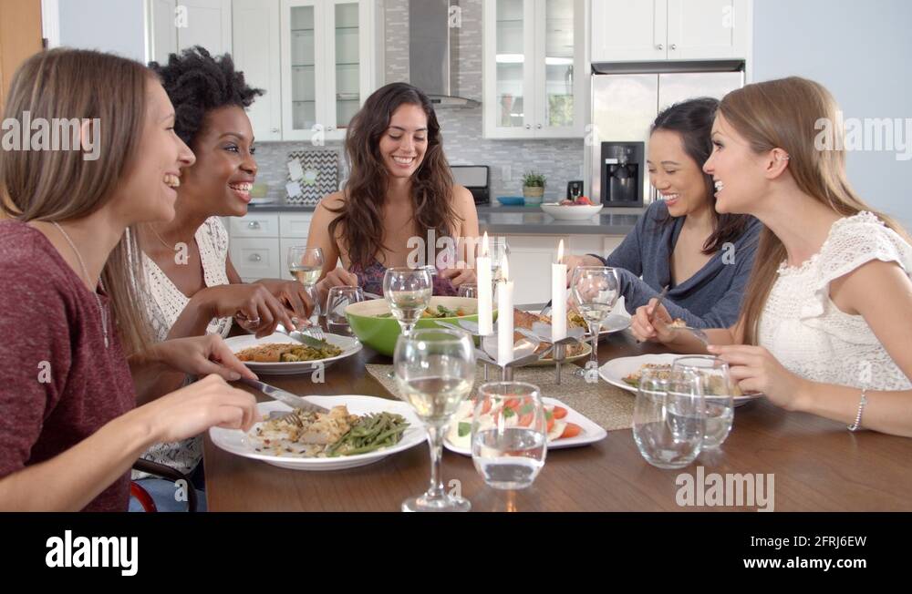 Деловой обед. Готовые обеды. Обед на столе. Обед с коллегами. Обед с собой.