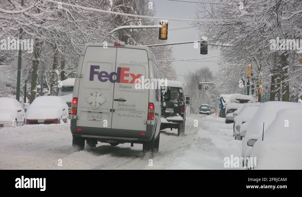 Fedex trucks Stock Videos & Footage - HD and 4K Video Clips - Alamy