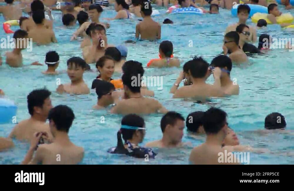 China crowded pool Stock Videos & Footage - HD and 4K Video Clips - Alamy