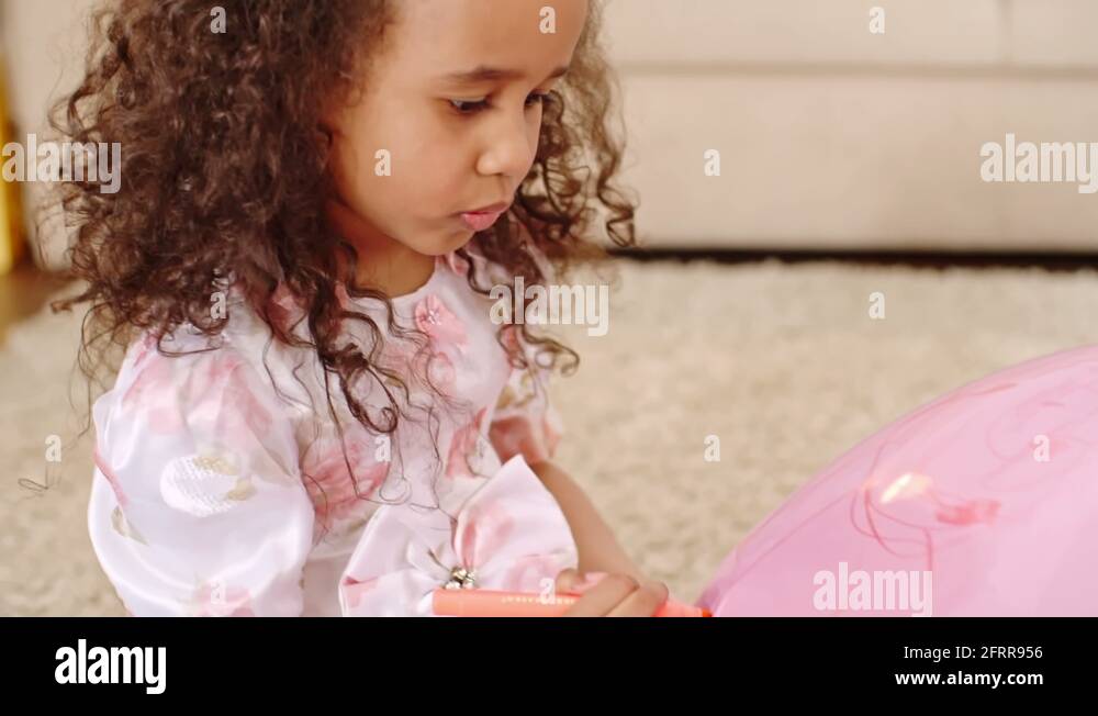 Balloon decorating Stock Videos & Footage HD and 4K Video Clips Alamy