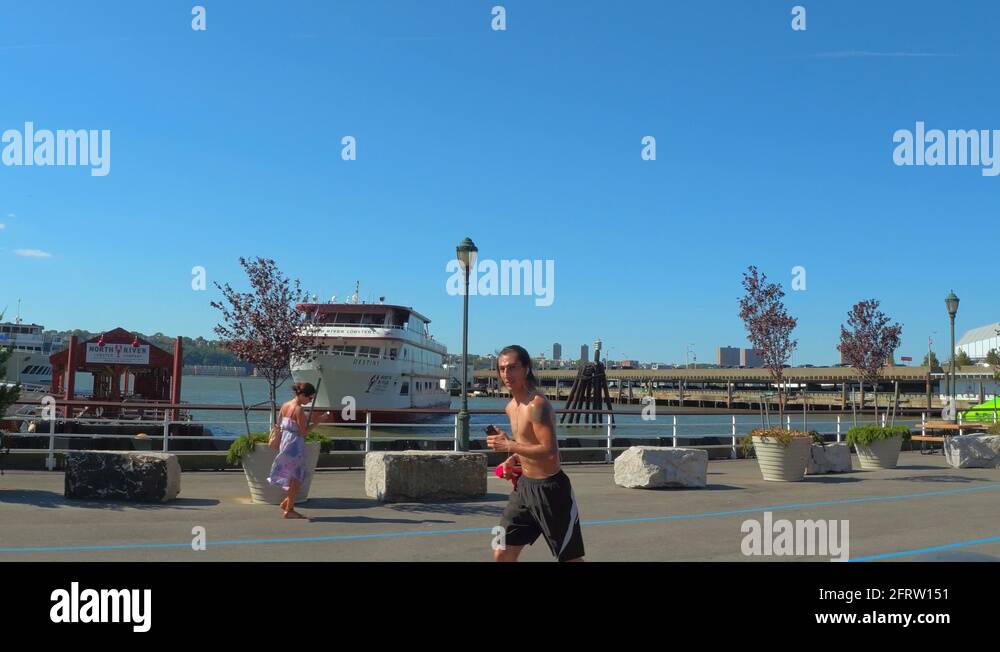 Pier 81 Stock Videos Footage HD And 4K Video Clips Alamy pier-81-stock-videos-footage-hd-and-4k-video-clips-alamy
