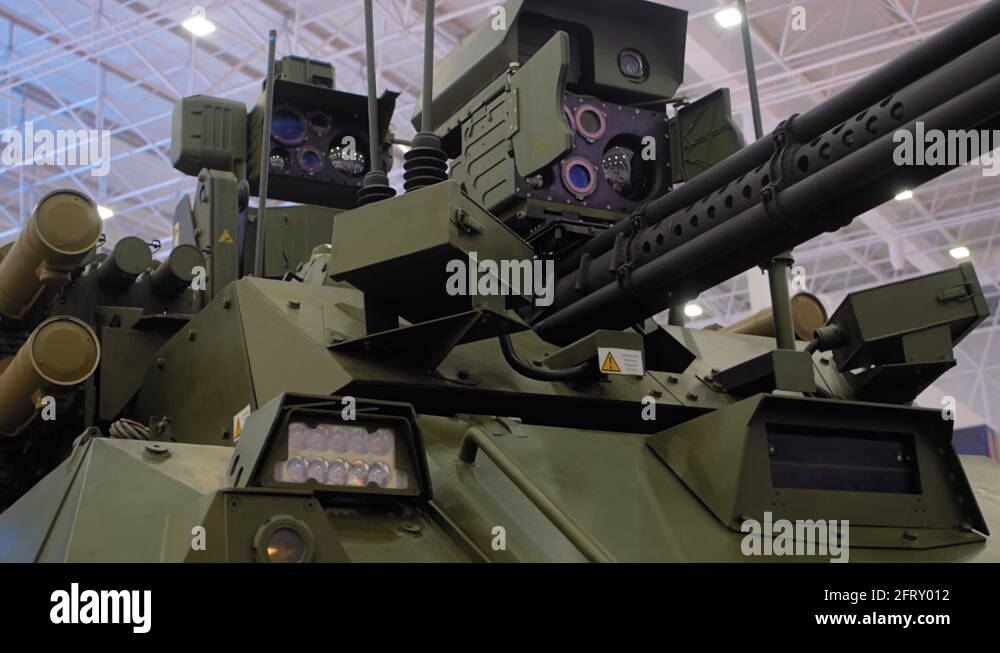 Anti-aircraft missiles with laser-guided and a gun on armored military ...